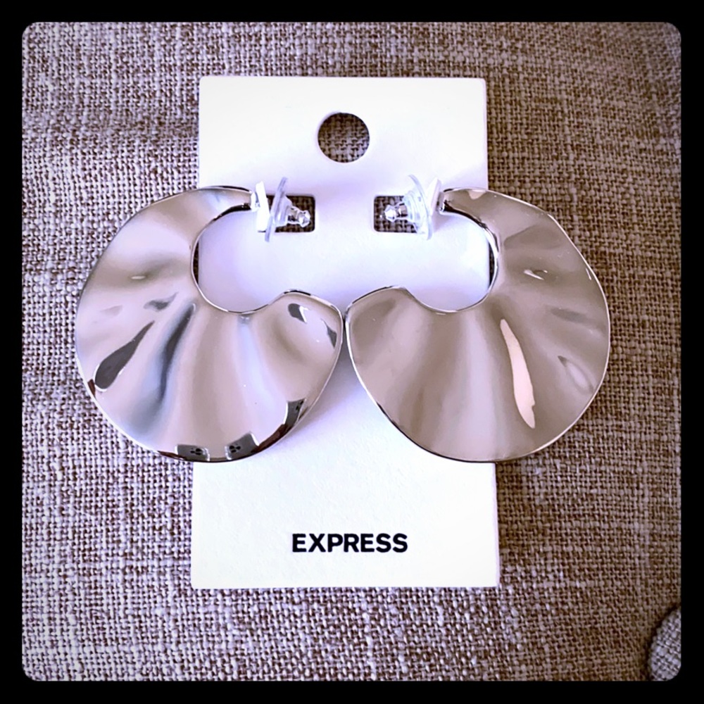 Express Earrings